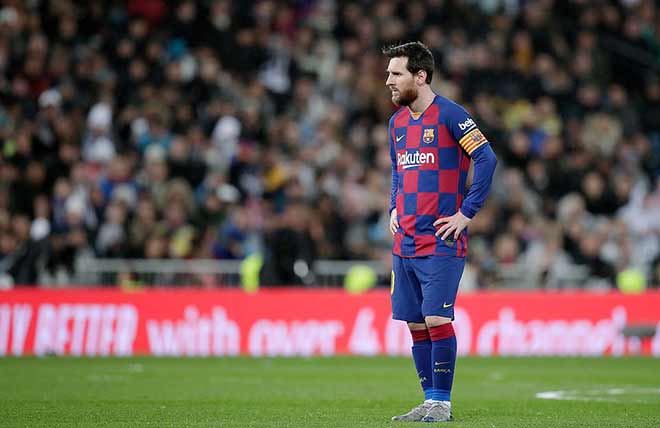 Vẻ thất thần của Messi khi chứng kiến Barca sụp đổ trong hiệp 2 và mất ngôi đầu bảng La Liga