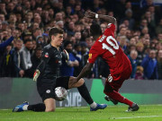 Bóng đá - Liverpool thua cay đắng Chelsea vì Kepa xuất thần, 5 giây 3 pha cản phá