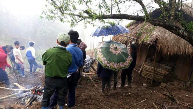 Hiện trường nơi phát hiện nạn nhân đã tử vong tại bản Chim, xã Nhi Sơn, huyện Mường Lát, Thanh Hoá
