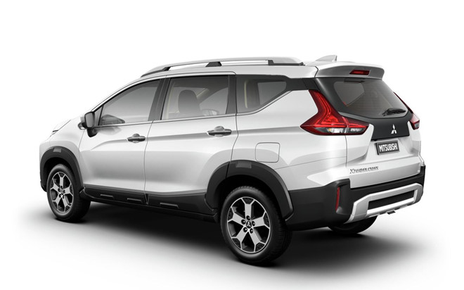 Lô xe Mitsubishi Xpander Cross xuất hiện tại cảng Việt Nam - 4