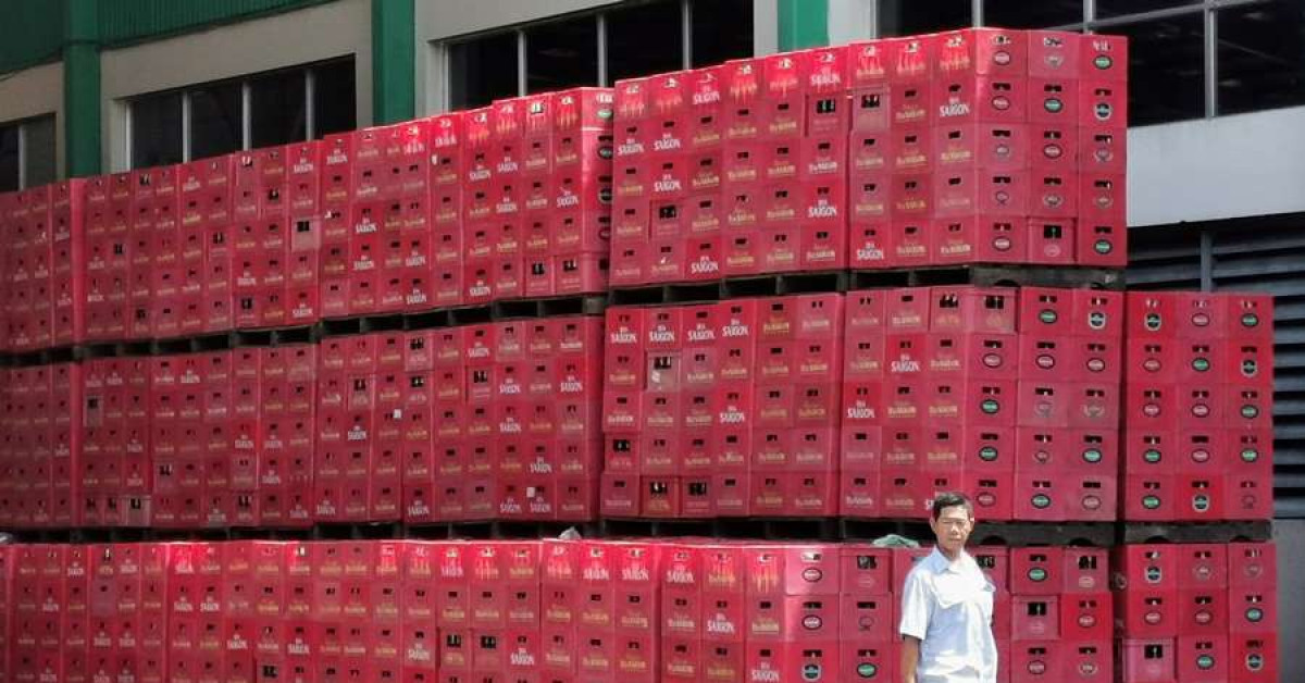 Công ty&nbsp;CP Bia - Nước giải khát Sài Gòn – Tây Đô từ tết đến nay chưa tái khởi động sản xuất vì còn hàng tồn kho. Ảnh: Cảnh Kỳ