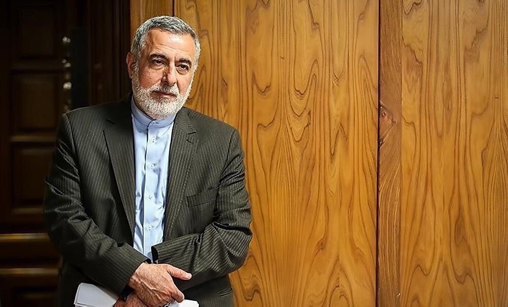 Ông&nbsp;Hossein Sheikholeslam,&nbsp;cố vấn Bộ trưởng Ngoại giao Iran, đã qua đời do nhiễm Covid-19 (Ảnh: Tasnim)