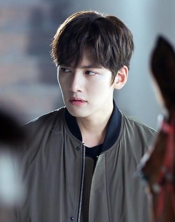 Ji Chang Wook là một trong những tài tử danh giá và có đời tư sạch nhất Hàn Quốc.