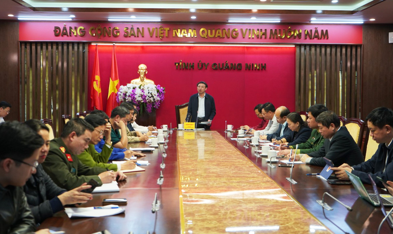 Cơ quan chức năng tỉnh Quảng Ninh tổ chức họp khẩn ngày 8/3.