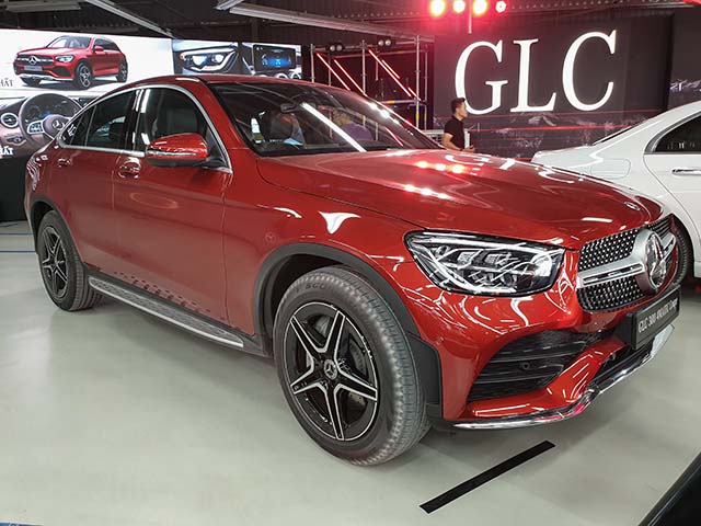 Soi chi tiết GLC 300 4matic Coupe do Mercedes-Benz Việt Nam phân phối