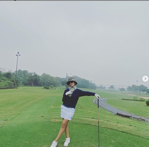 Phương Linh đã từng có nhiều năm gắn bó với bộ môn golf.