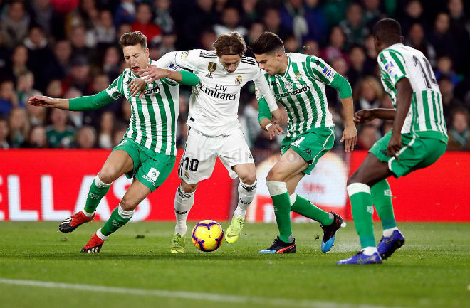 Real Betis là một đối thủ khá khó chịu với "Kền kền trắng" 2 mùa gần nhất tại La Liga