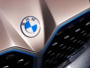 Tin tức ô tô - BMW giới thiệu thiết kế logo mới, kẻ thích người chê