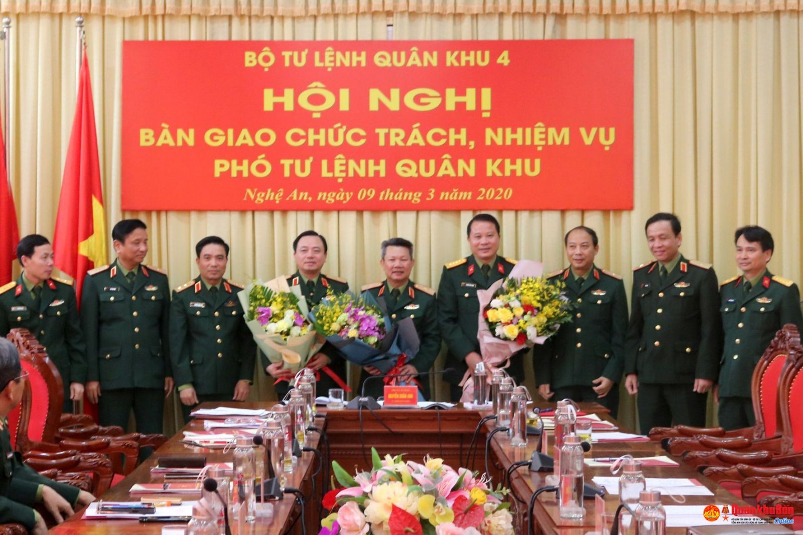 Lãnh đạo Bộ Tư lệnh Quân khu 4 và Binh đoàn 12 chúc mừng Thiếu tướng Nguyễn Sỹ Hội và Thiếu tướng Nguyễn Anh Tuấn