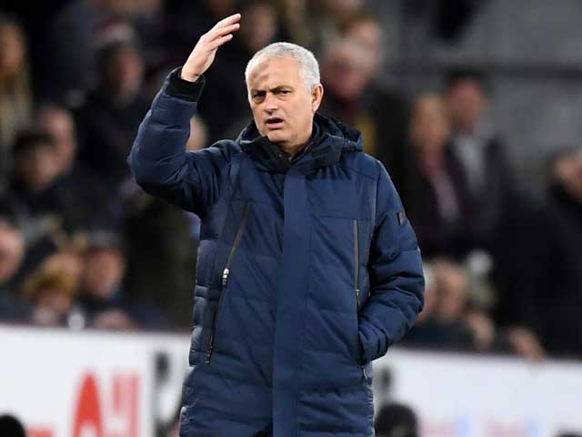 Sự bất mãn luôn hiển hiện ở Mourinho