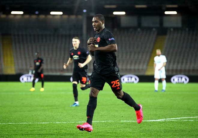 MU đại thắng vòng knock-out Europa League: Tuyệt đỉnh Ighalo, &#34;Solsa&#34; nhẹ gánh - 4