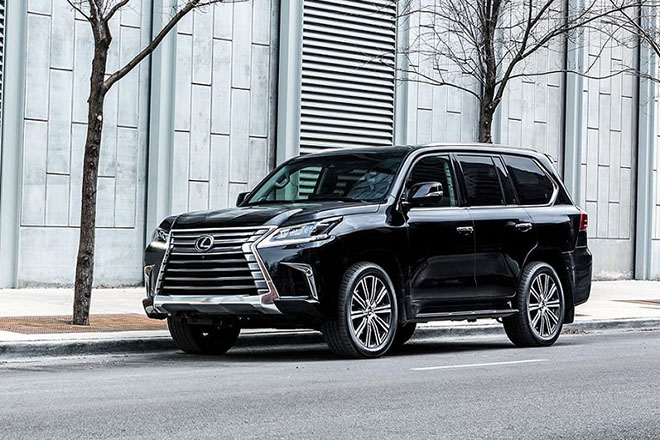 Soi chi tiết Lexus LX570 giá hơn 9,3 tỷ đồng tại Việt Nam - 3