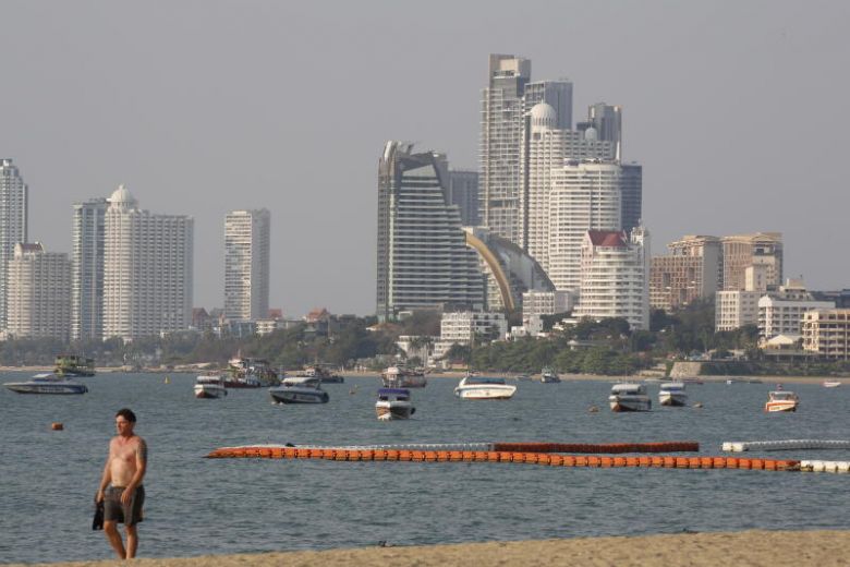 Bãi biển ở thành phố Pattaya, Thái Lan.