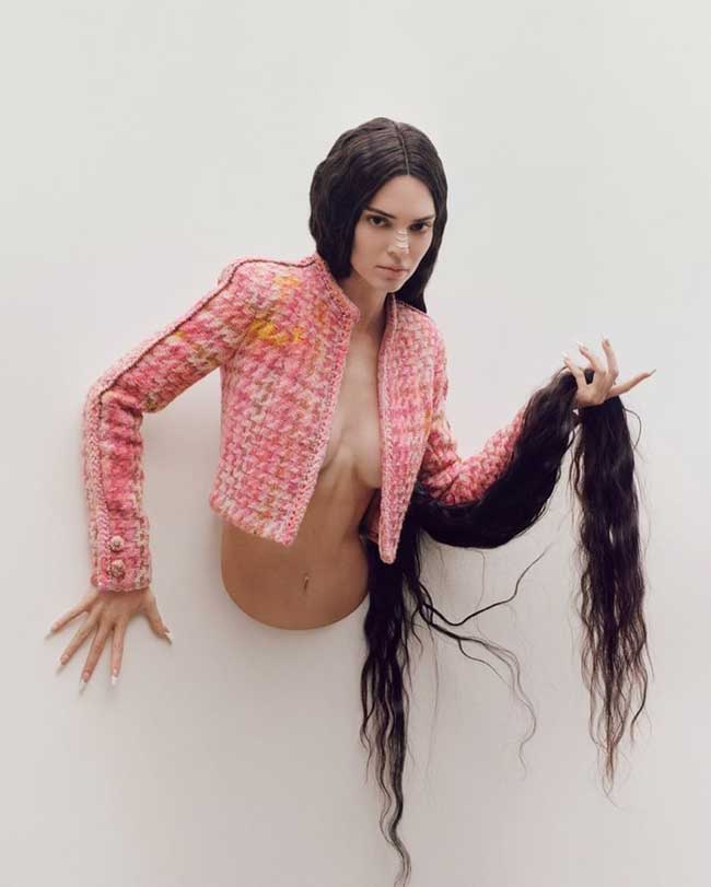 Trong các bộ ảnh thời trang, Kendall cũng lăng xê kiểu mốt này.