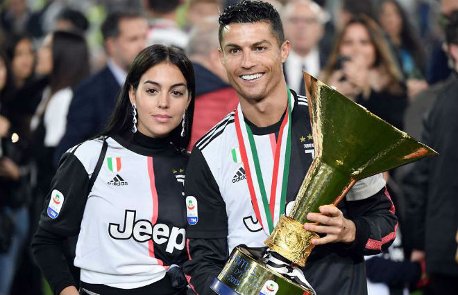 Tham vọng năm thứ 2 liên tiếp đoạt chức vô địch Serie A cùng Juventus của Ronaldo bị ảnh hưởng nghiêm trọng vì đại dịch Covid-19