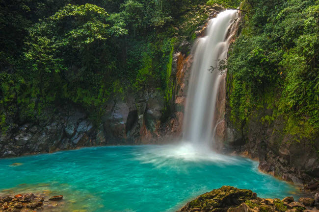 Costa Rica: Quốc gia vùng Trung Mỹ cực kỳ thân thiện với môi trường, với nhiều kỳ quan thiên nhiên. Đây cũng là điểm đến rất an toàn.