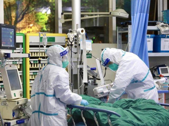 Các biện pháp cấp bách phòng lây nhiễm Covid-19 cho nhân viên y tế