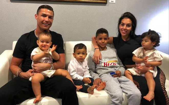 Gia đình của Ronaldo hiện tại