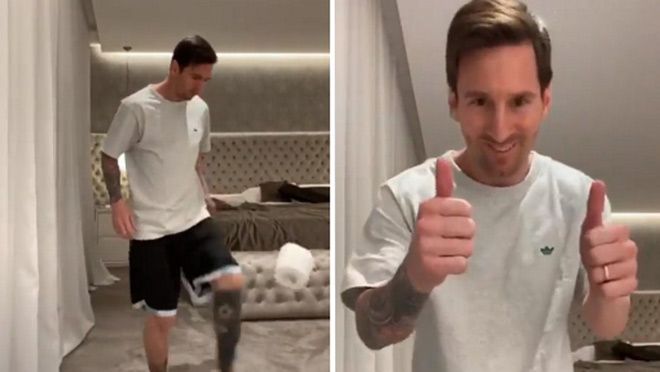 Messi tâng cuộn giấy vệ sinh dễ dàng như khi tâng bóng
