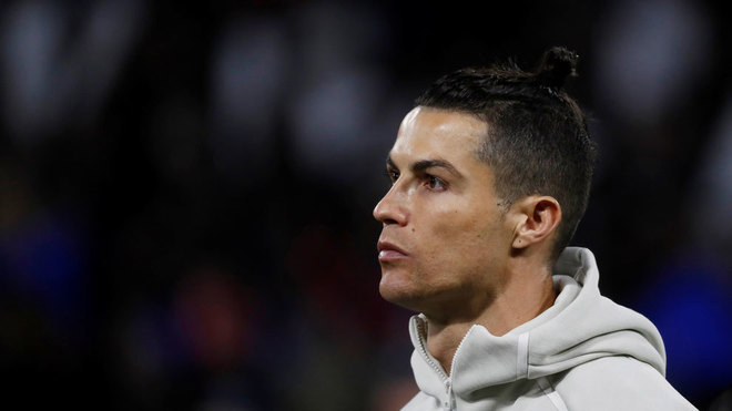 Ronaldo sẽ bị cắt giảm lương nhiều nhất Serie A vì ảnh hưởng của đại dịch Covid-19