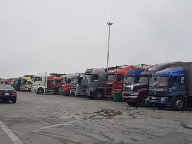Khu cách ly dành cho các xe chở hàng từ Trung Quốc tại cửa khẩu quốc tế Hữu Nghị (Lạng Sơn). Ảnh: AN HIỀN