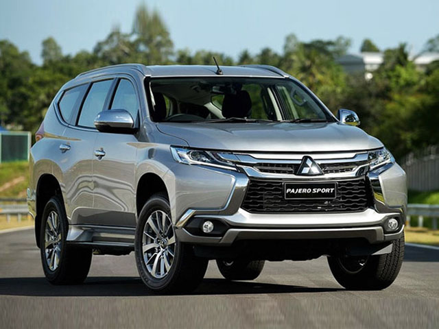 Mitsubishi Pajero Sport giảm giá 200 triệu đồng bản số sàn