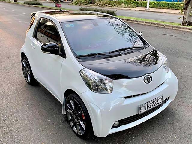 Xe nhập khẩu Toyota iQ đời 2010 rao bán lại với giá đắt hơn Vios mới