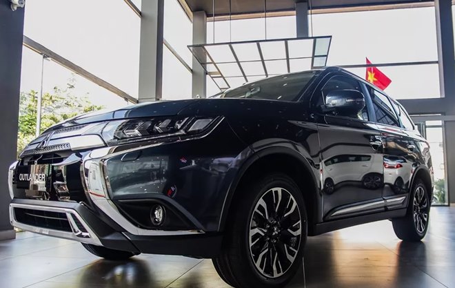 Giá xe Mitsubishi Outlander 2020 lăn bánh mới tháng 3 - 3