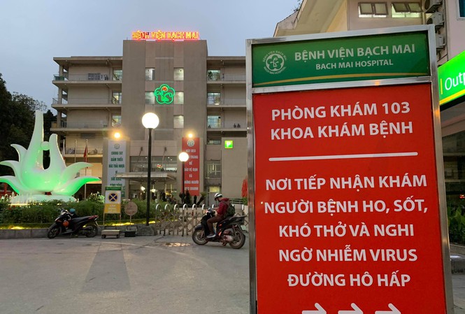 Gần 1.600 bệnh nhân ở Hà Nội đã khám, điều trị tại Bệnh viện Bạch Mai trong 10 ngày từ 15 đến 25/3. (Ảnh: TP).
