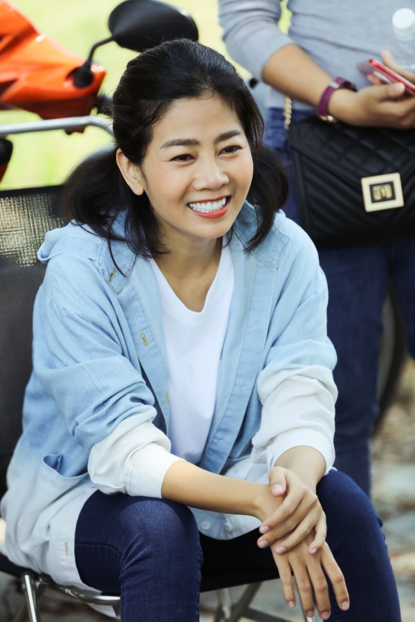 Diễn viên Mai Phương sinh năm 1985, tốt nghiệp khoa Kịch nói, trường Đại học Sân khấu Điện ảnh TP Hồ Chí Minh.