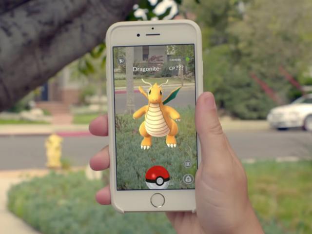 Cụ ông 77 tuổi trốn lệnh cách ly, lẻn ra ngoài đường để...săn Pokemon