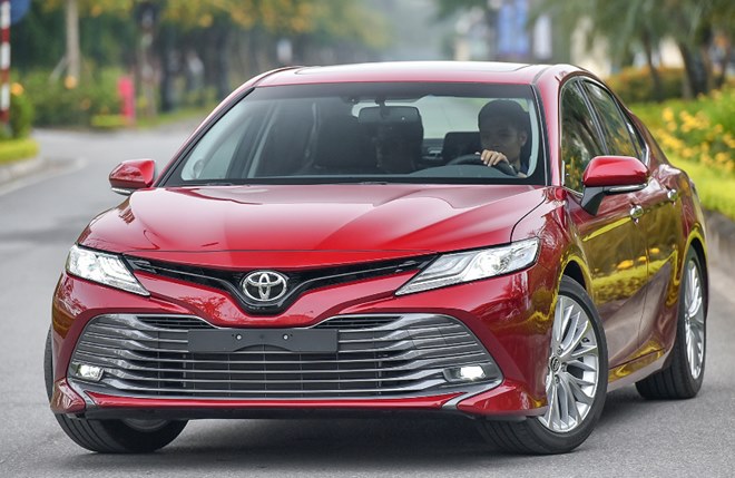 Giá lăn bánh xe Camry 2020 và thông số kỹ thuật chi tiết - 3