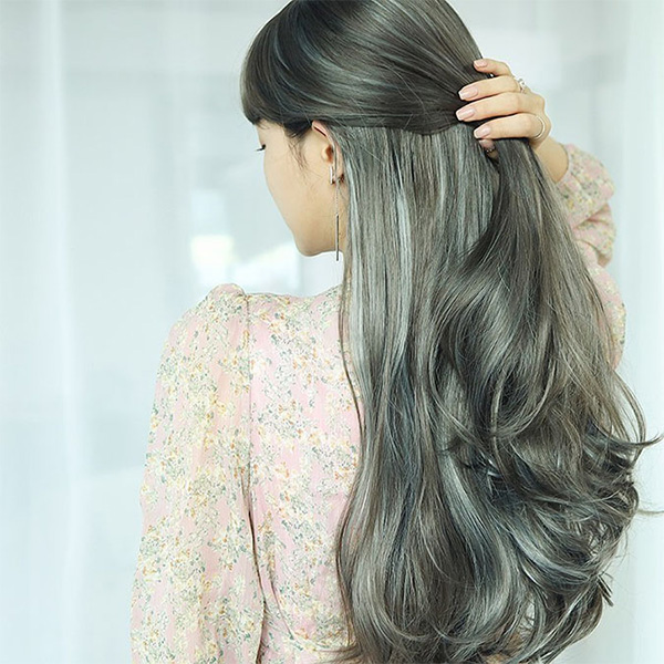 Top màu xám khói đẹp nhất hiện nay giúp tôn da vạn người mê - 2