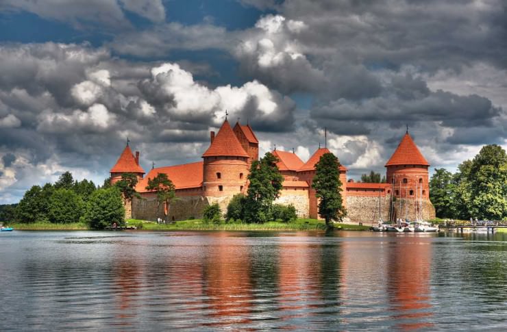 10 thị trấn thời Trung cổ đẹp nhất thế giới - 27