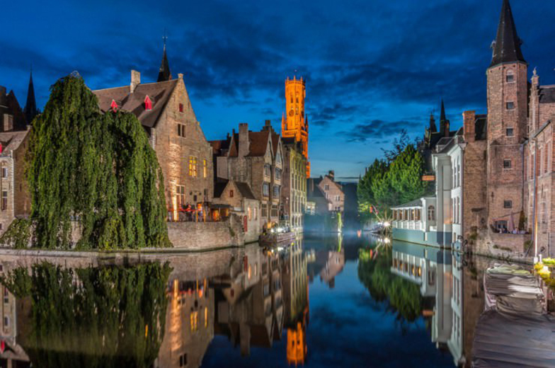 10 thị trấn thời Trung cổ đẹp nhất thế giới - 21