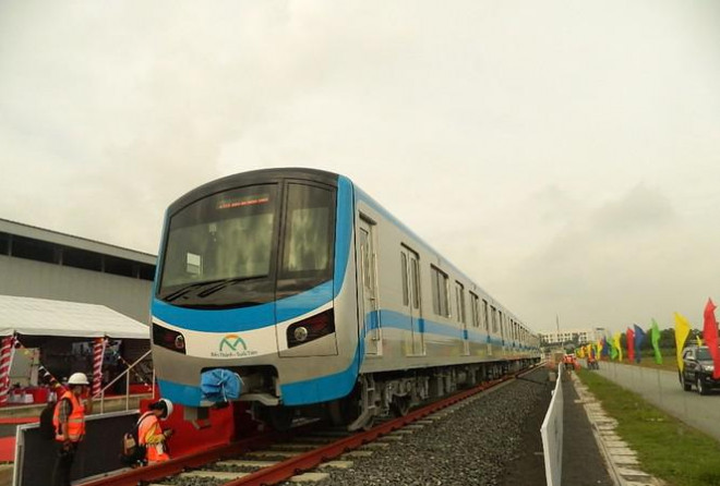 Ban Quản lý đường sắt đô thị TPHCM (MAUR) vừa báo cáo UBND TPHCM về tổng thể các công việc thực hiện để triển khai vận hành, khai thác tuyến metro số 1 (Bến Thành - Suối Tiên).