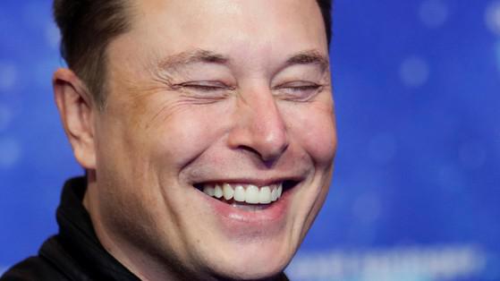 Elon Musk nói gì khi trở thành người giàu nhất thế giới? - 2