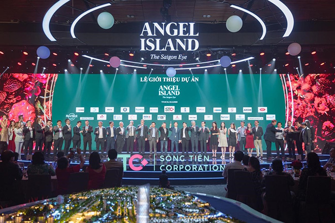 Các đối tác tham gia nghi thức ký kết chiến lược trong lễ ra mắt dự án Angel Island