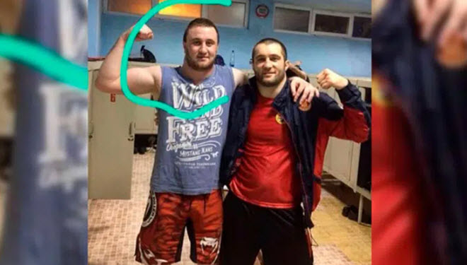 Kerim Khairulaev (trái) mất mạng sau vụ ẩu đả