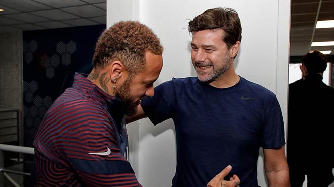 "Tiểu Pele" chờ đá trận ra mắt tân HLV PSG Pochettino trong tháng này