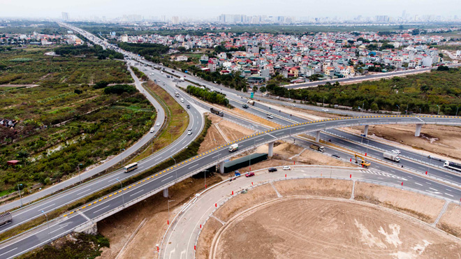 Khi đi vào hoạt động, đây sẽ là đầu mối giao thông lớn, kết nối hàng loạt các tuyến đường trọng điểm như cao tốc Hà Nội - Lạng Sơn; cao tốc Hà Nội - Hải Phòng đi về cao tốc Pháp Vân - Cầu Giẽ và ngược lại .