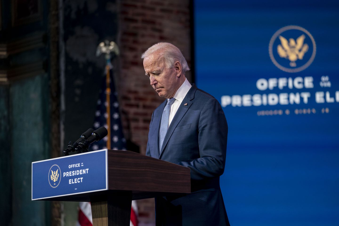 Ông Biden trên sóng truyền hình trong ngày Mỹ chứng kiến vụ bạo loạn chưa từng có trong lịch sử (ảnh: New York Times)