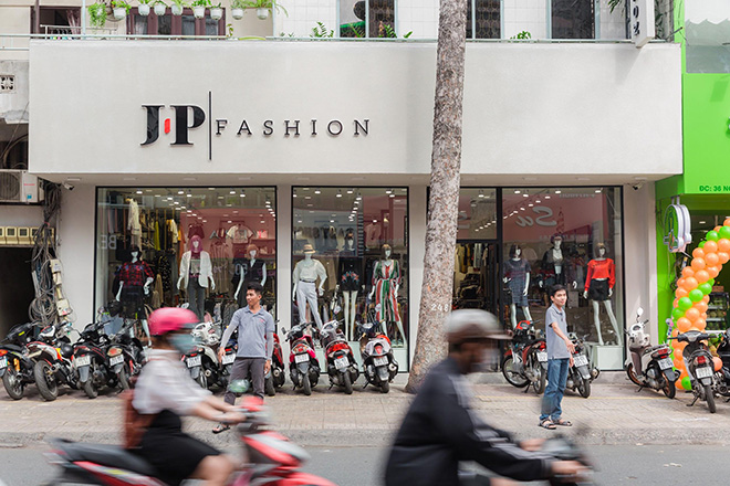 Cửa hàng thương hiệu thời trang nữ J-P Fashion