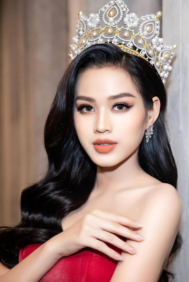 Hoa hậu Đỗ Thị Hà được dự đoán lọt Top 10 Miss World 2021 - 5