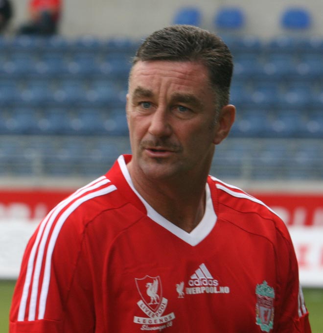 Huyền thoại John Aldridge từng cùng Liverpool đoạt 1 chức VĐQG Anh, 1 FA Cup và 2 Siêu cúp Anh