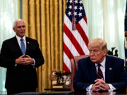 Thế giới - Ông Trump và Phó tướng Pence gặp nhau giữa tin đồn &quot;cạch mặt&quot;, phản ứng thế nào?