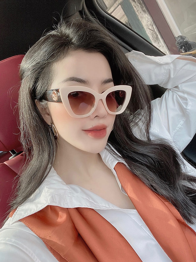 Nhan sắc xinh đẹp của cô nàng Hot girl 9x