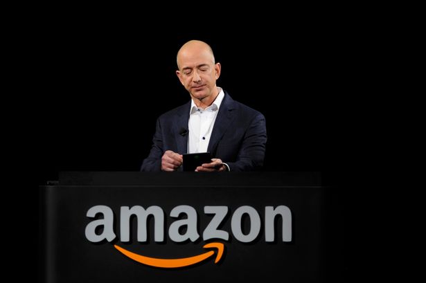 Phần lớn khối tài sản của tỷ phú Bezos dựa vào cổ phiếu của Amazon.