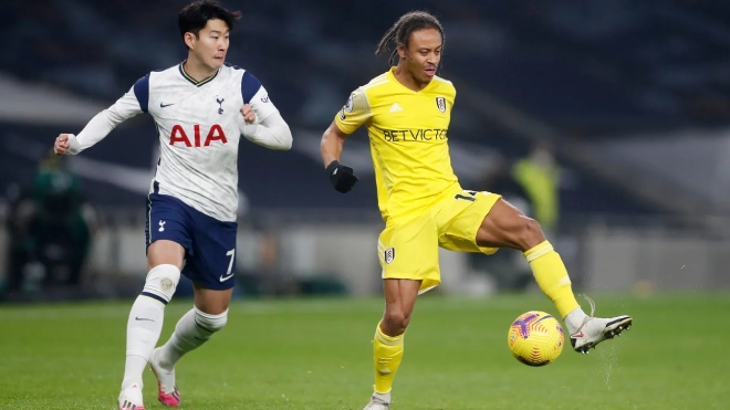 Tottenham lỡ cơ hội chen chân vào top 4