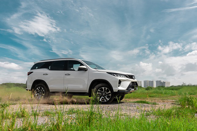 Toyota Fortuner thế hệ hoàn toàn mới sẽ được ra mắt vào năm sau - 5